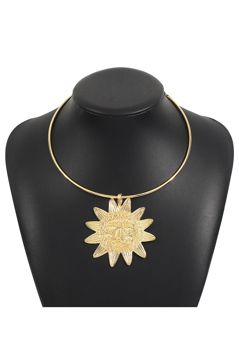 Metal Sun Face Collar/Pendant Necklace
