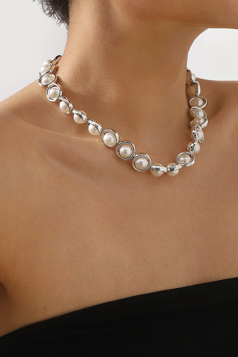 Elegant Metal Pearl Beaded Necklace