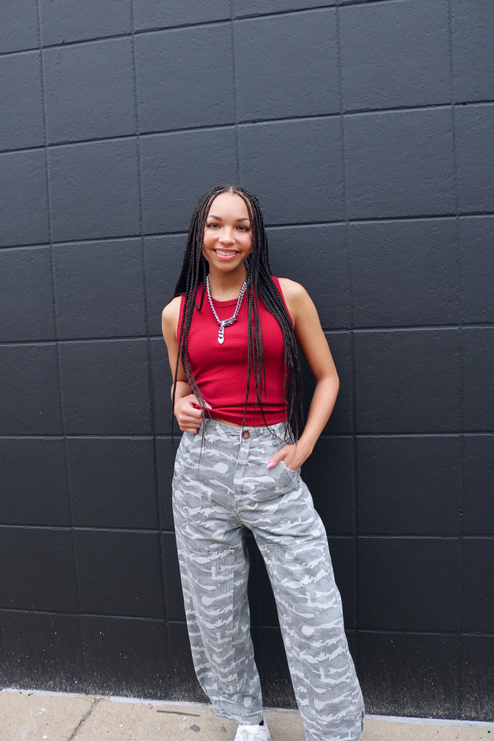 CAMOUFLAGE PRINT DENIM MID RISE WIDE LEG BARREL SHAPE PANTS