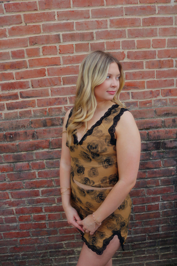 Lace Contrast Rose Set